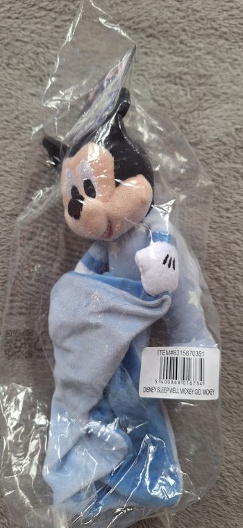 Doudou mickey Disney brille dans la nuit