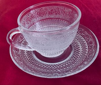 2  tasses  + 2  sous-tasses