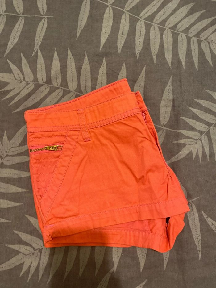 H&M : Short taille 38 - photo numéro 4