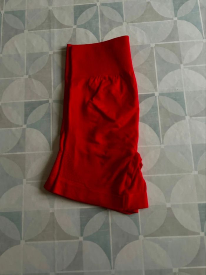 Short de sport femme 36 / S - Shein - neuf - photo numéro 4