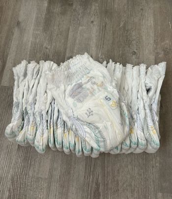 Lot couche Pampers harmonie