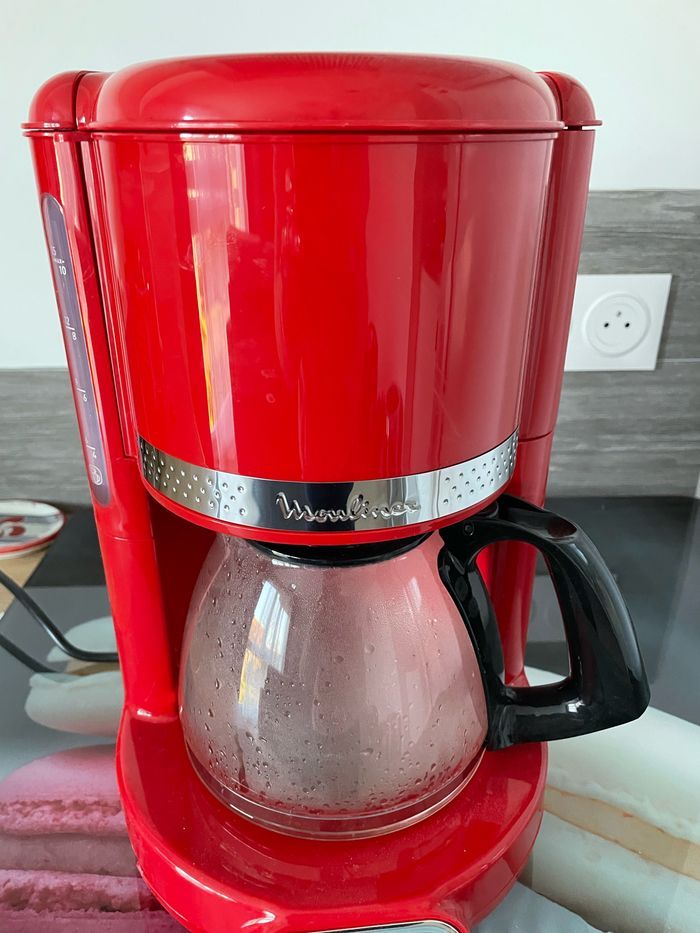 Cafetière moulinex rouge en très bon état - photo numéro 2
