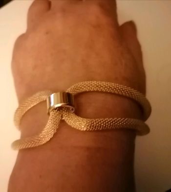 Bracelet double ajustable en maille dorée Neuf