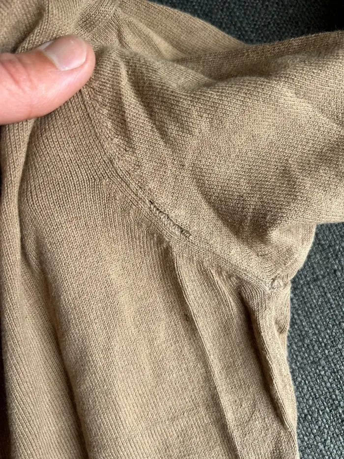 Pull fin col V femme, cache cache taille 34 - photo numéro 5