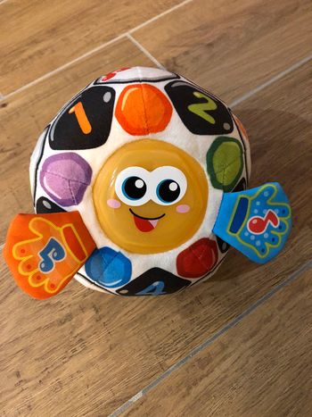 Jouet Zozo le ballon rigolo de Vtech
