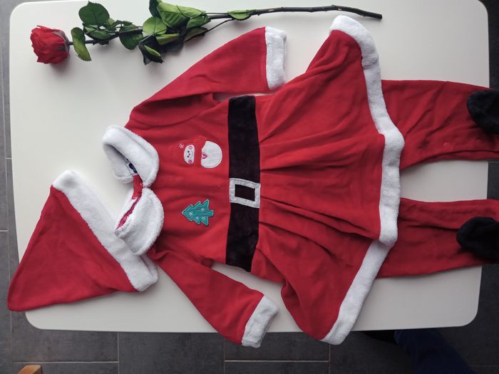 Pyjama de Noël + bonnet 18 mois - photo numéro 4