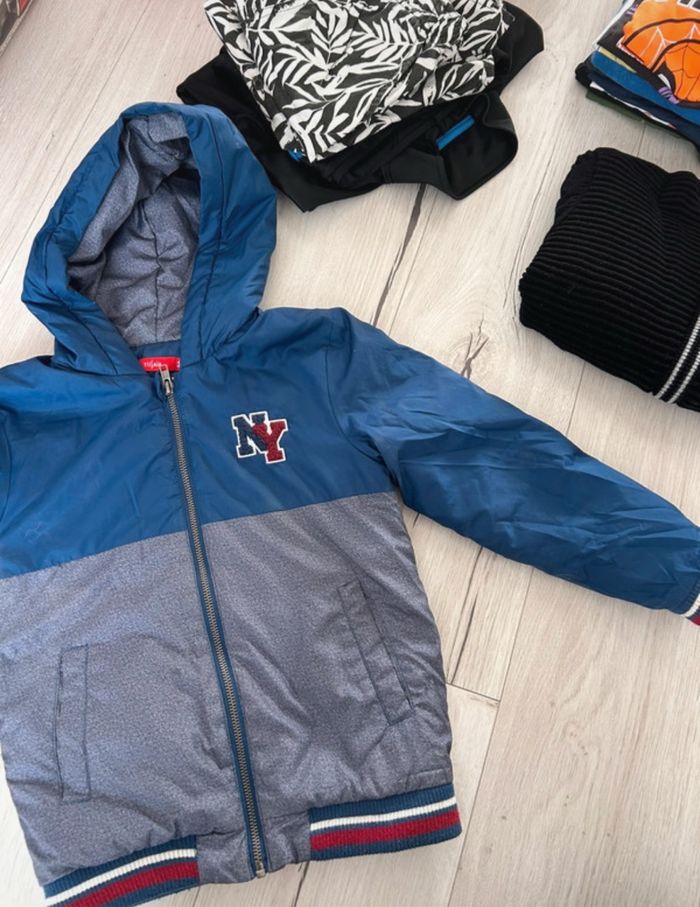 Lot vêtements garçon 8 ans - photo numéro 3