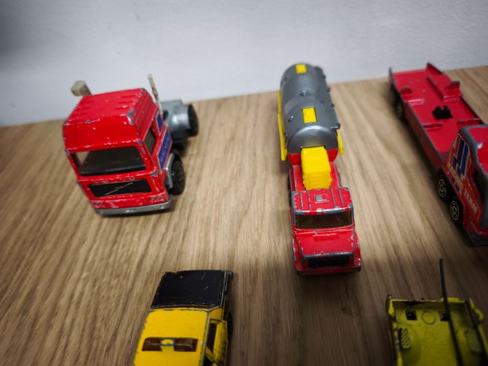 Véhicules - voitures - camions Majorette - photo numéro 10