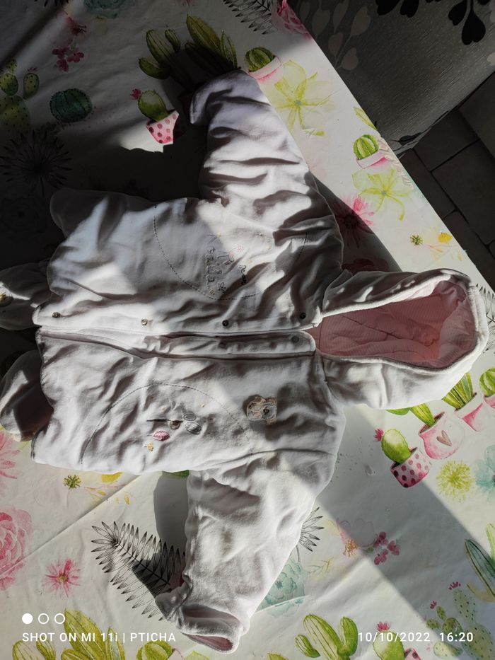 Manteau fille 12 mois absorba avec moufle blanc