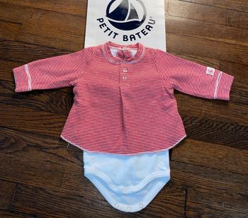 body guimpe Petit Bateau 3 mois une trace à l'intérieur