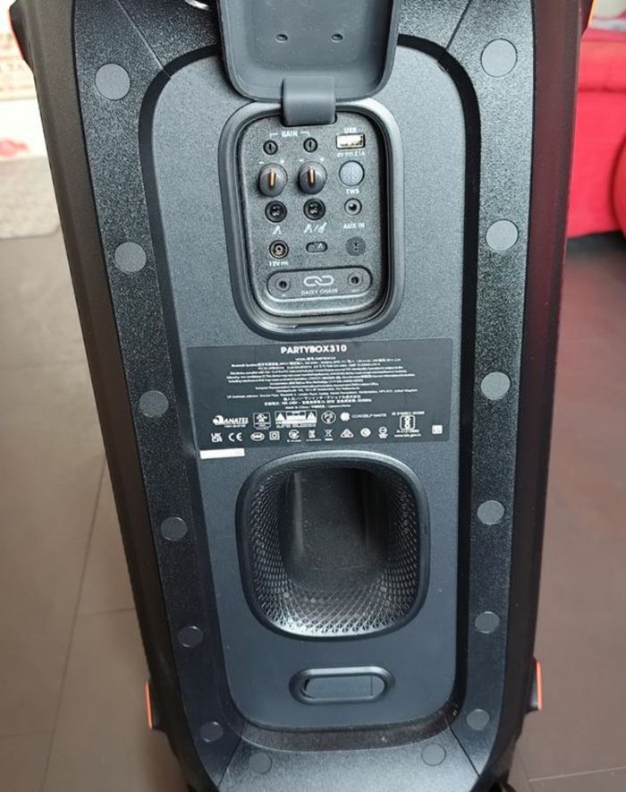 High Power Enceinte JBL partybox 310 neuve - photo numéro 4