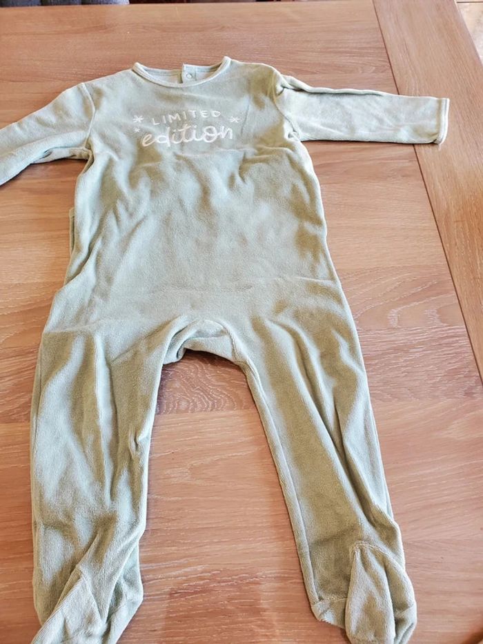 Lot de 4 pyjamas 18 mois - photo numéro 2