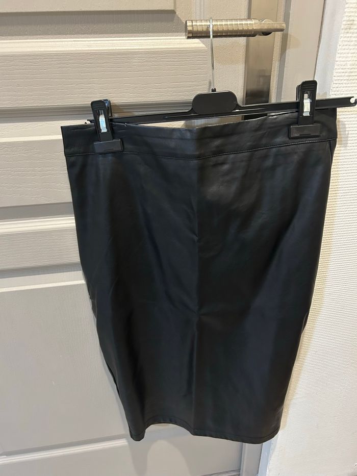 Jupe en cuir - photo numéro 2