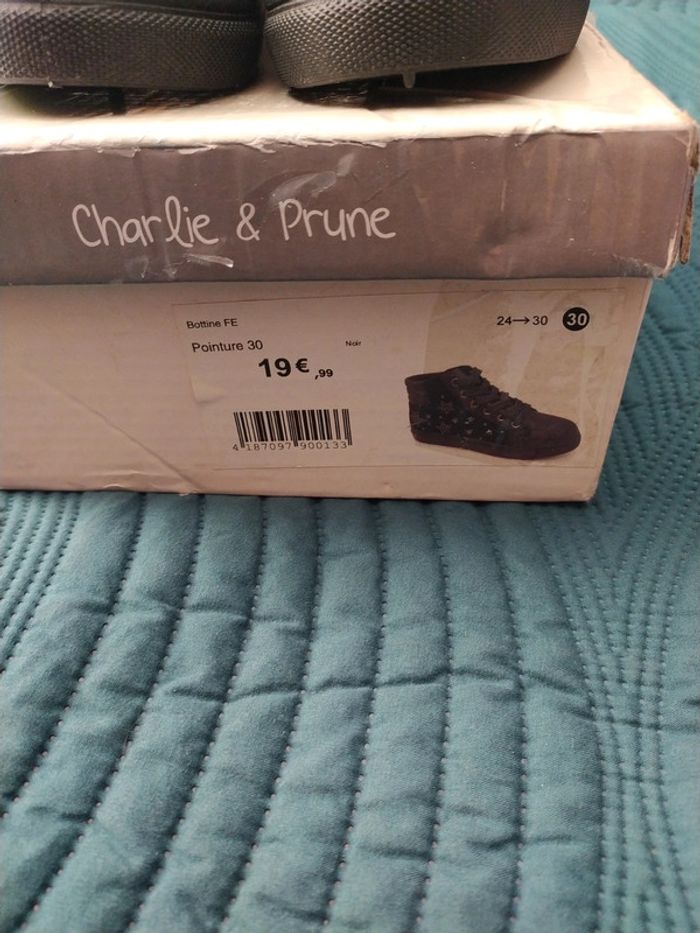 Botine noir P 30 neuf - photo numéro 3