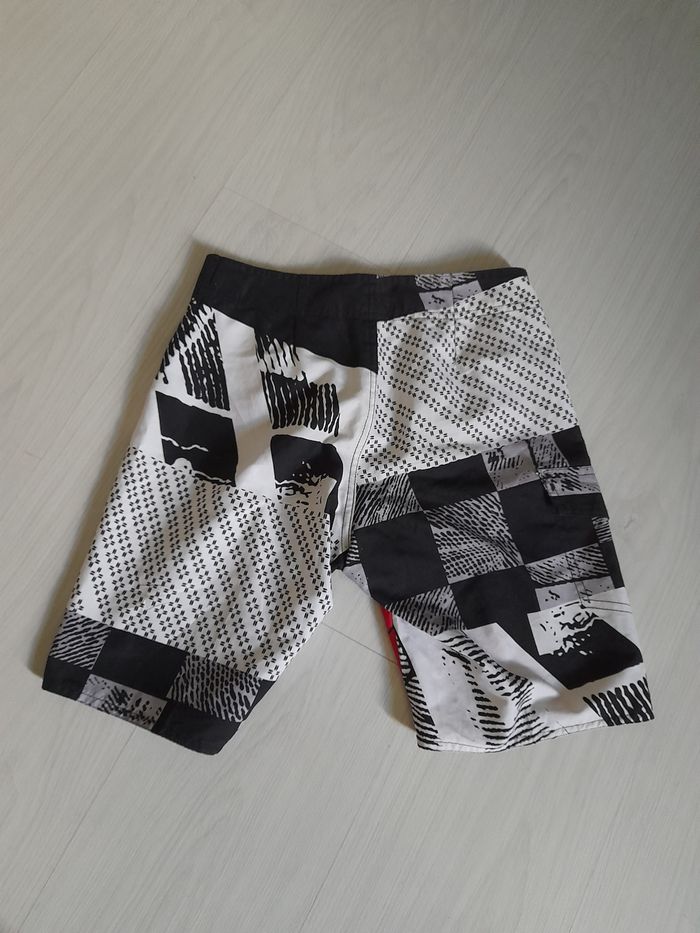 Short de plage T 10 ans - photo numéro 4