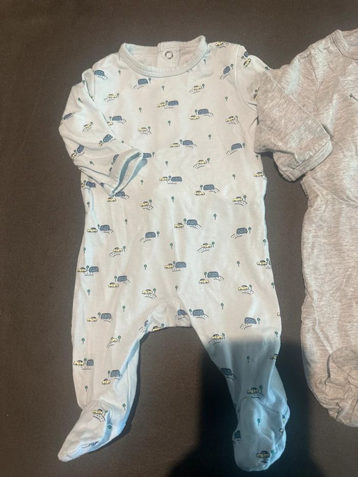 Lot 11 vêtements bébé garçon + 2 offerts - photo numéro 10