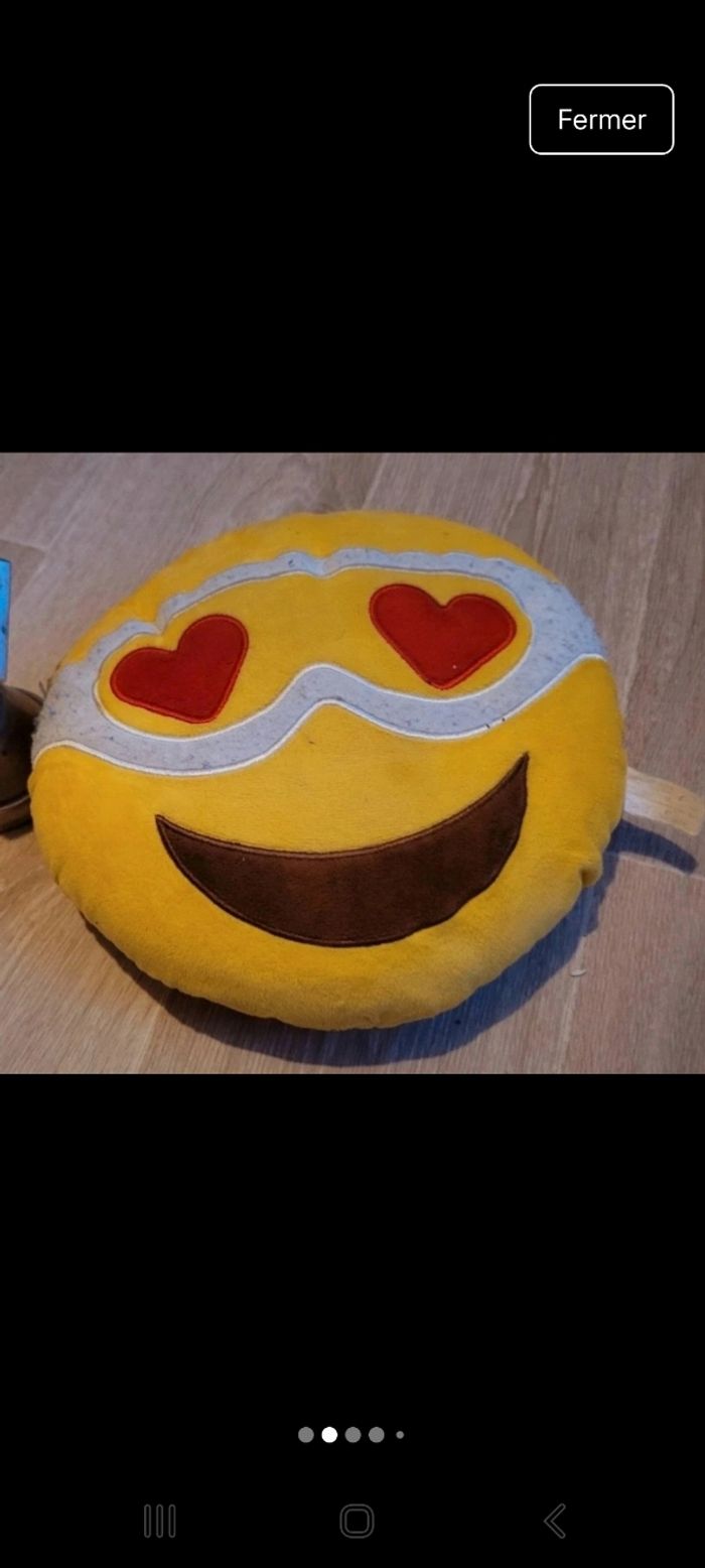 Coussin smiley - photo numéro 7
