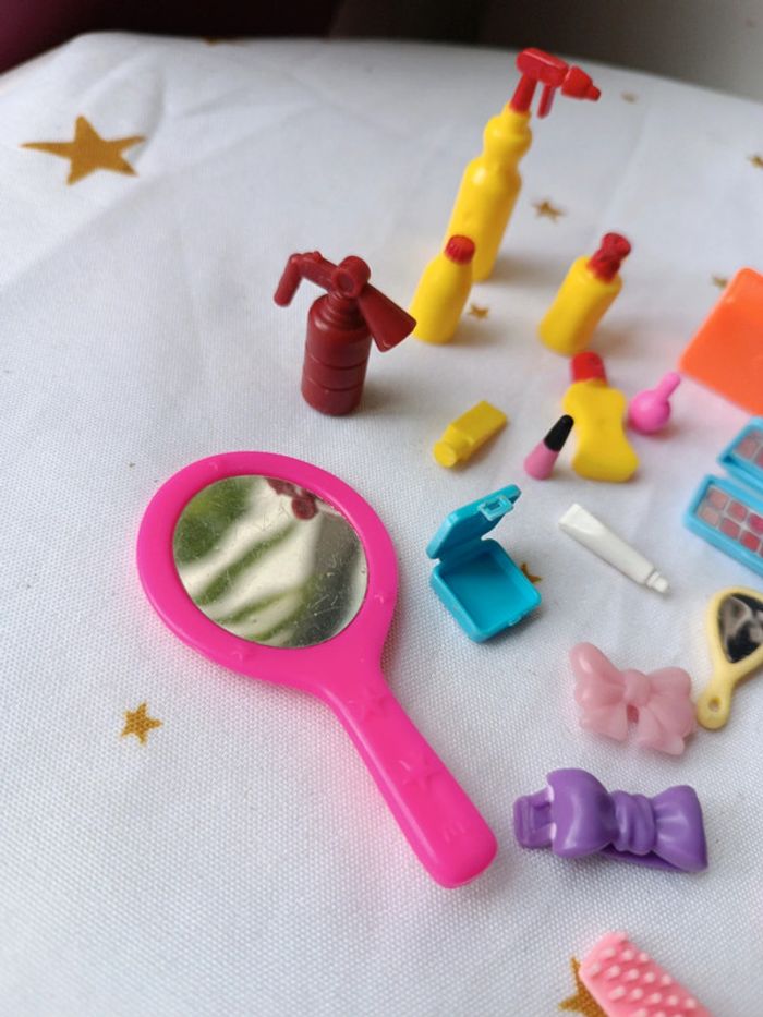 Accessoires accessories coiffeuse coiffeur make-up maquillage barbie mannequin palette vernis beauté - photo numéro 2