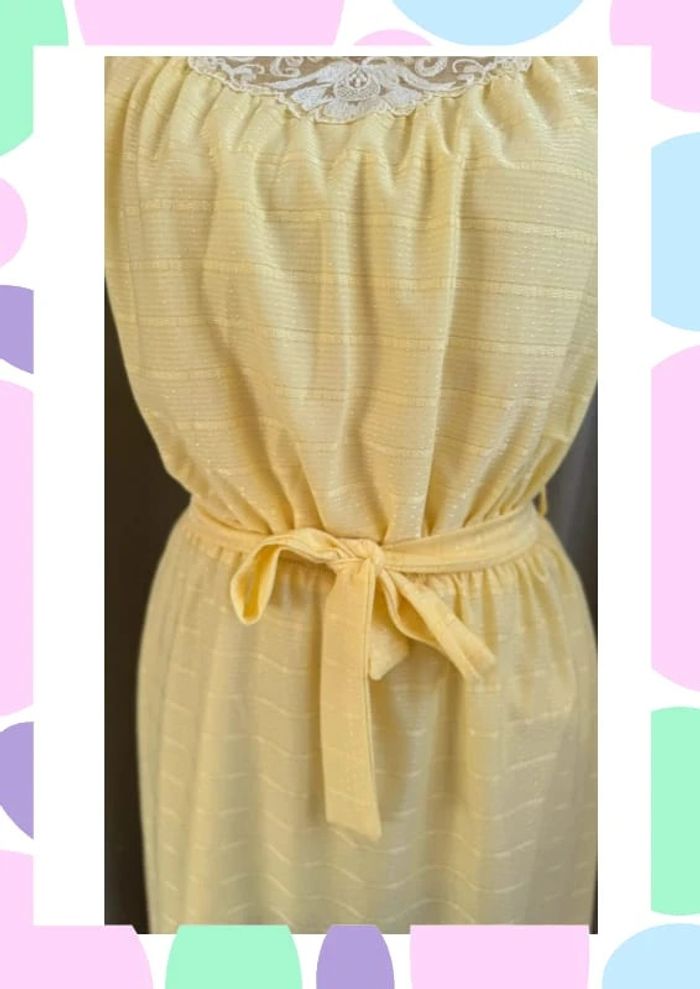 🌼 Robe jaune pastel à fines bretelles - Taille S - photo numéro 5