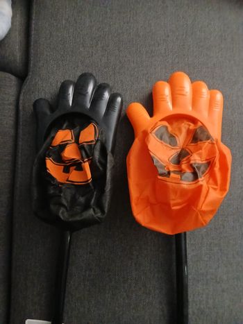 Lot de 2 mains pour bombons d’halloween