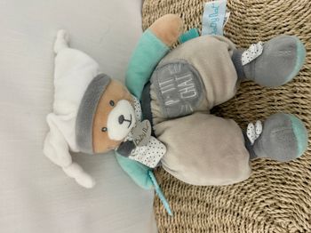 Peluche ours BABY NAT' Polochon gris bleu P'tit chat grelot