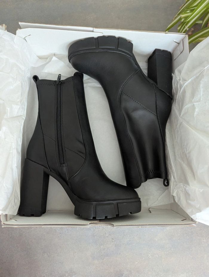 Bottines Aldo - Taille 37 - Neuf avec étiquette - photo numéro 8
