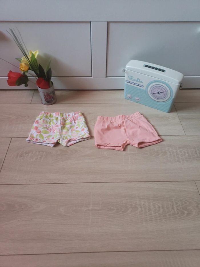 Lot de 2 shorts 🎀 orchestra 6 mois 2€ - photo numéro 2
