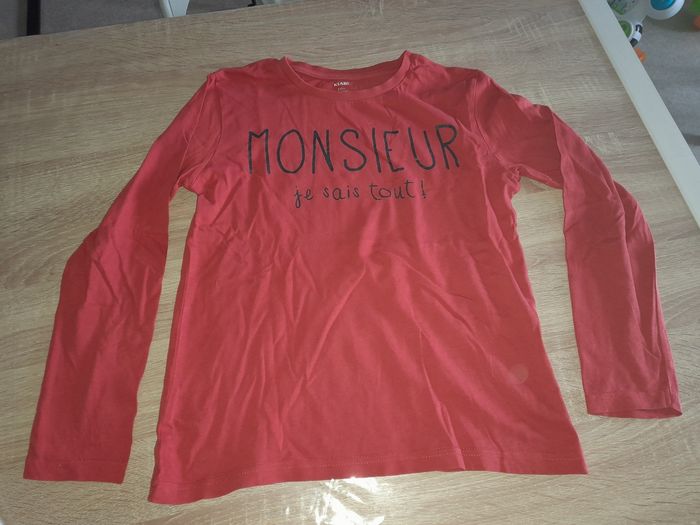 Tee shirts