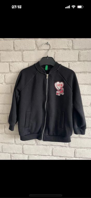 Veste united colors of benetton taille 4 ans