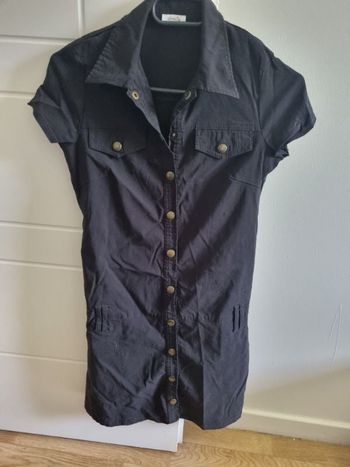Robe noir