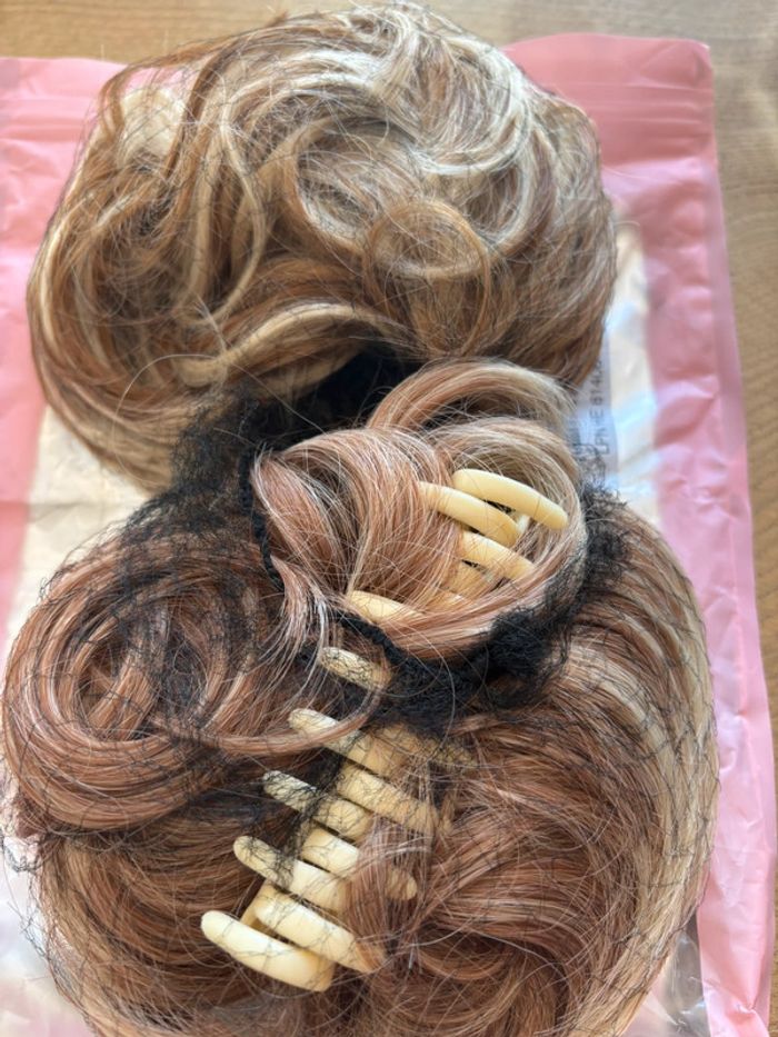 Lot extension cheveux / pince chignon cheveux neuf - photo numéro 4