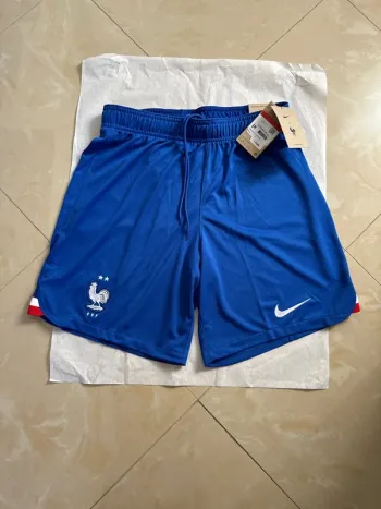 Short de foot Nike équipe de France taille L Adulte Slim authentique neuf