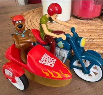 Figurine vintage Moto side Scoudidou et Sami