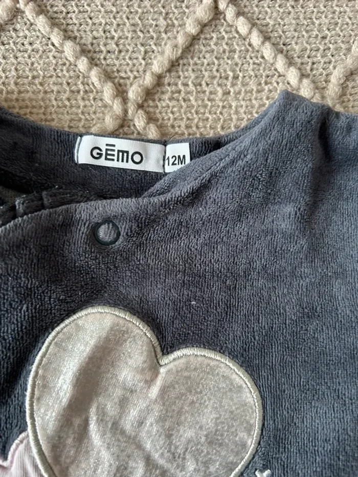 Pyjama velours 12 mois - photo numéro 3