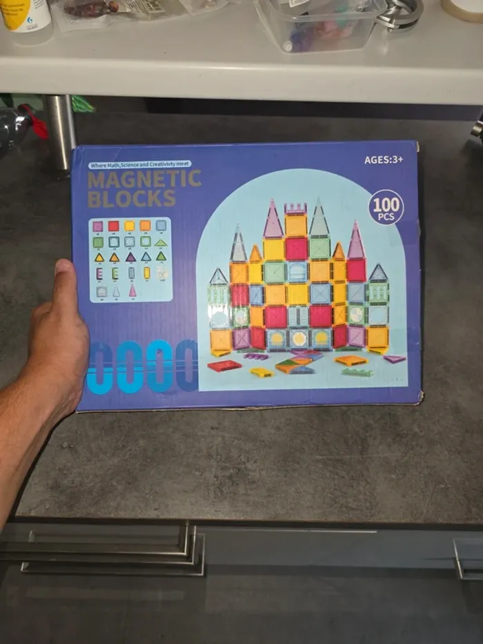 [NEUF] Jeu de construction magnétique 100 pièces