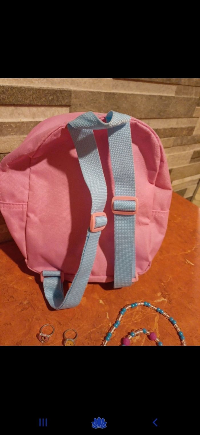 Sac à dos Cendrillon et bijoux - photo numéro 3