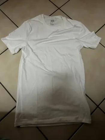 TEE shirt décathlon