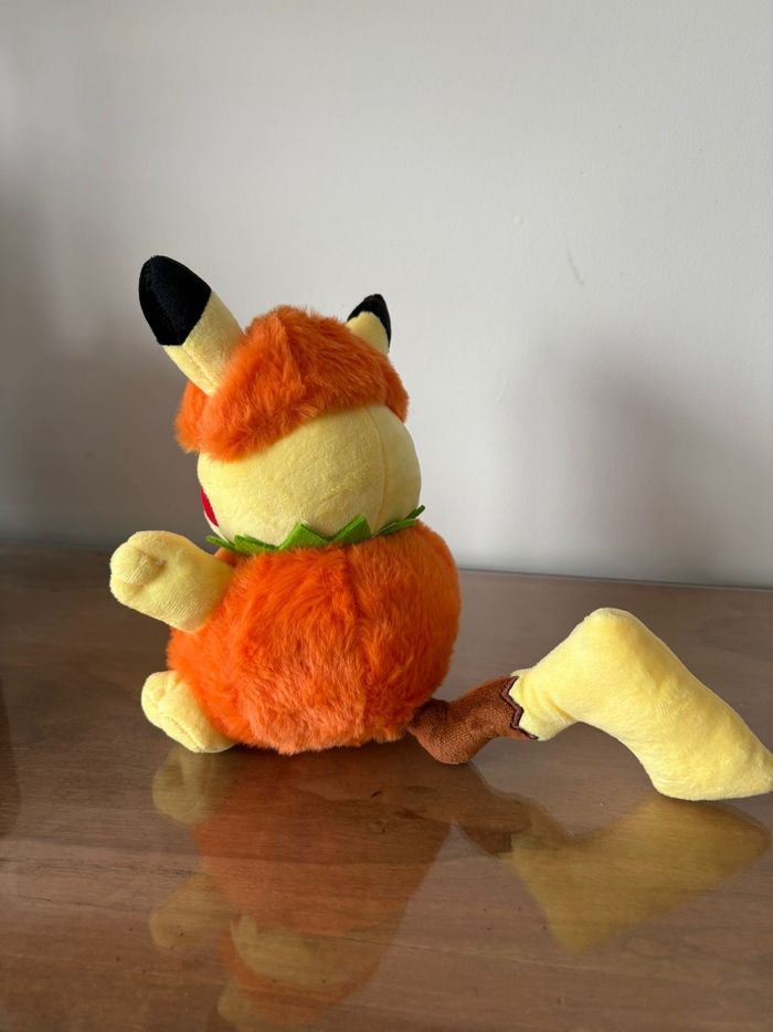 Peluche Pokémon Pikachu Halloween - photo numéro 2