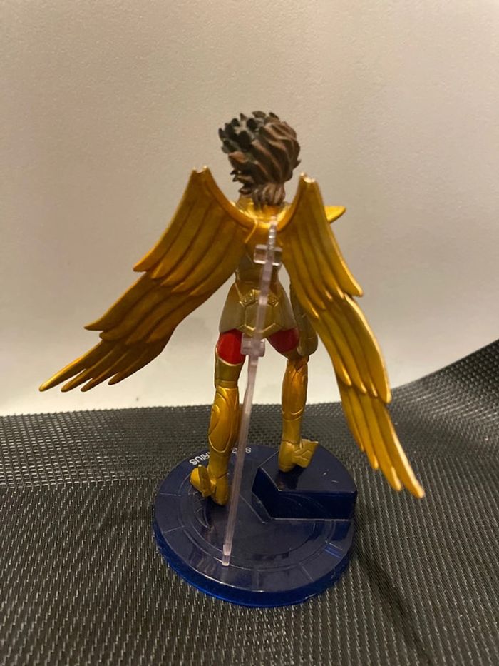 Saint Seiya les chevaliers du zodiaque lot 2 figurines chevaliers d’or verseau et sagittaire bandai - photo numéro 10