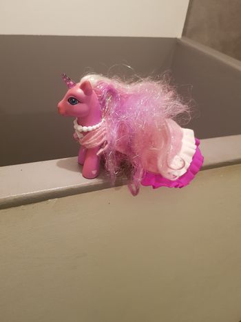 Poney hasbro 