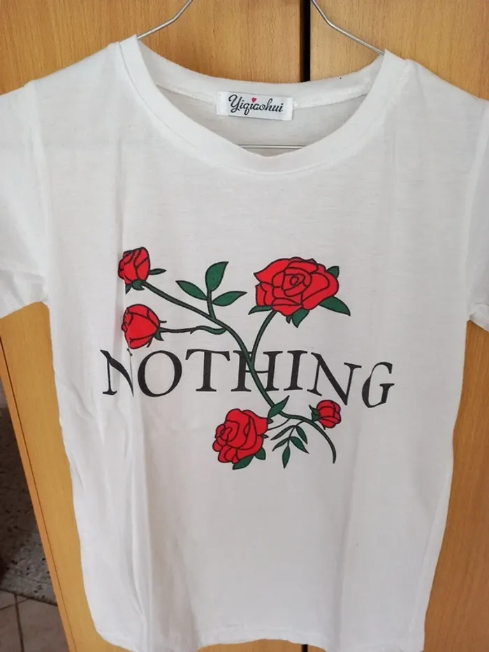 😔Tee-shirt coton blanc + fleur 🌹 T36 - photo numéro 3