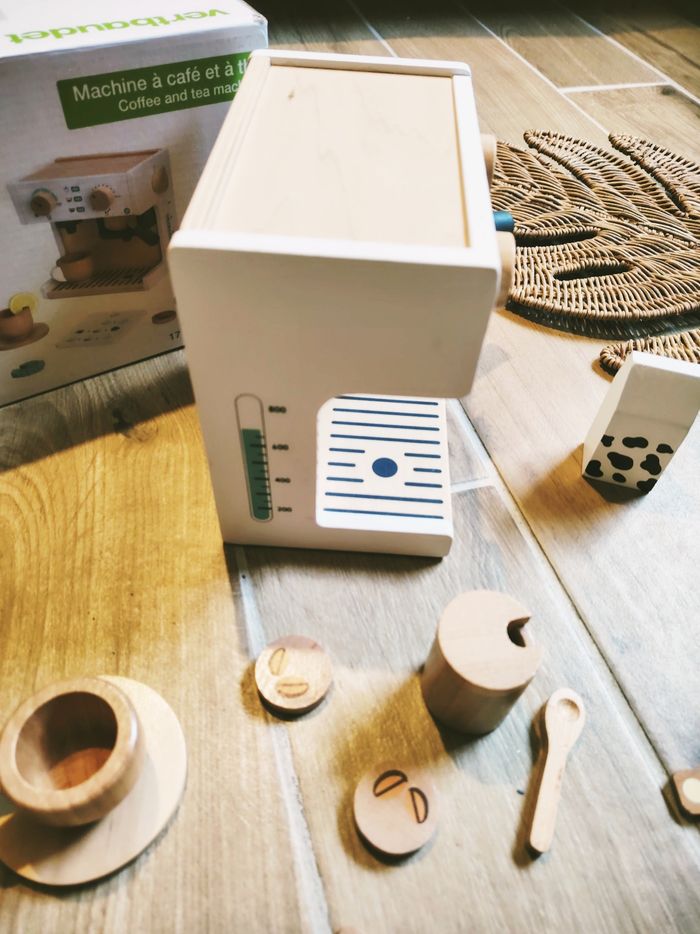 🍵Dinette machine à café et thé avec accessoires en bois marque Vertbaudet - photo numéro 3