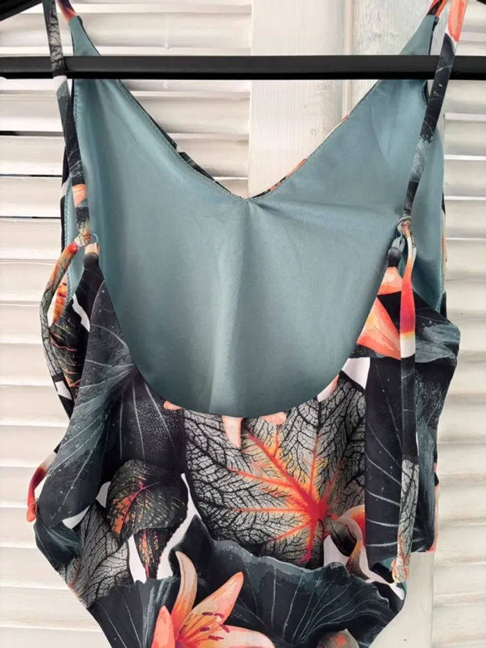 Bikini une pièce - photo numéro 6