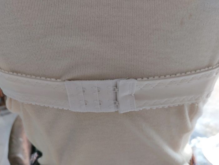 Soutien gorge dentelle 🤍 - photo numéro 3