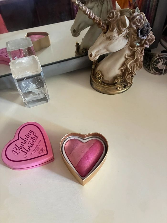 Triple blushes cuits, 10 g, Makeup Revolution. - photo numéro 3