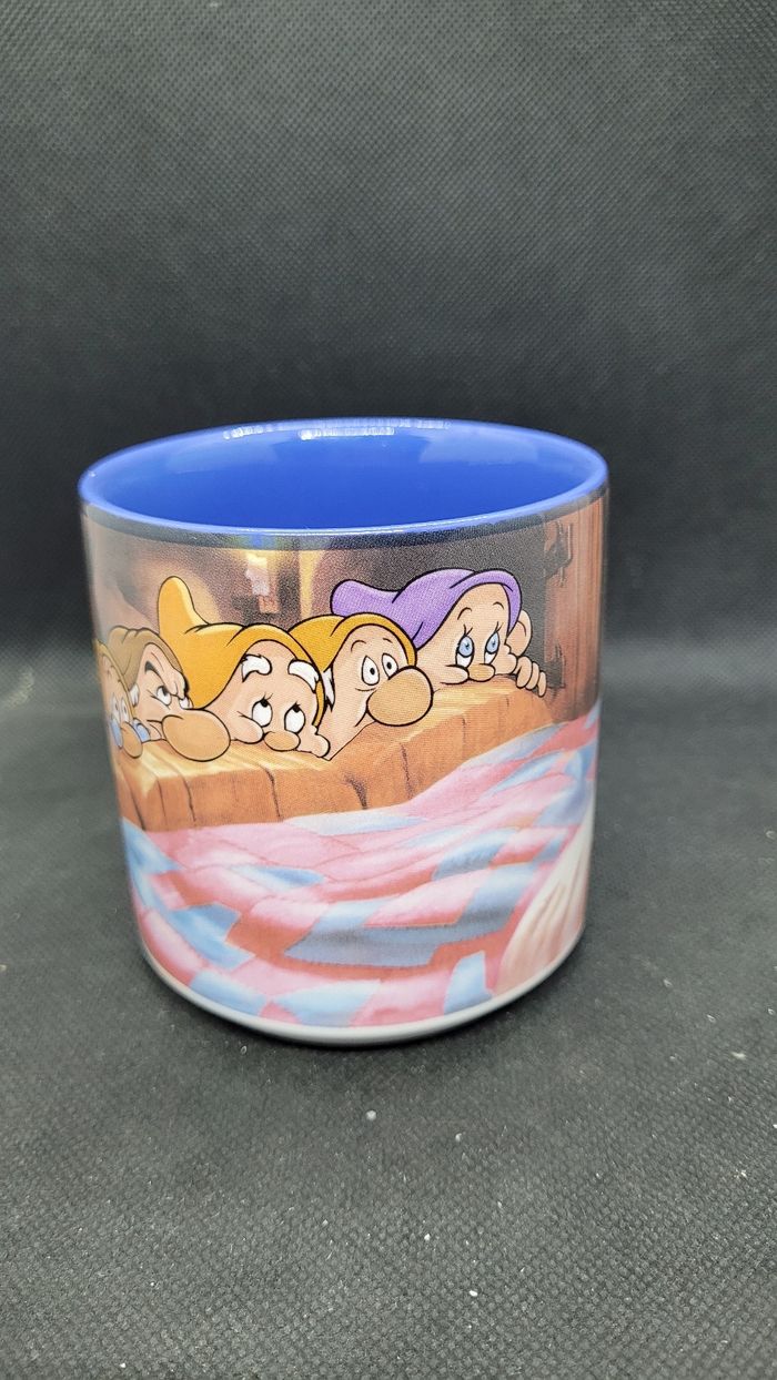 Mug scène Blanche-Neige  - Disney Classic - photo numéro 3