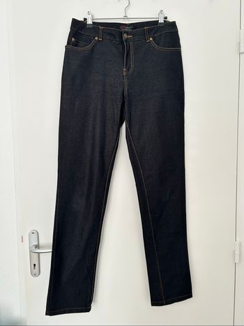 Jean droit noire élastique Mayflower 40