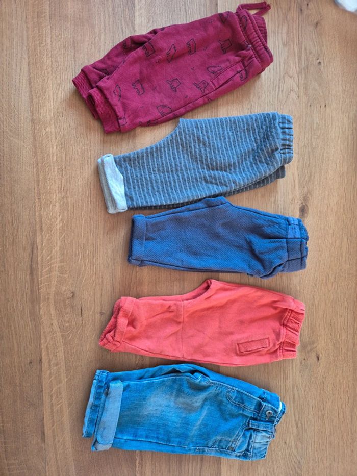 Lot 6 mois 43 pièces - photo numéro 9