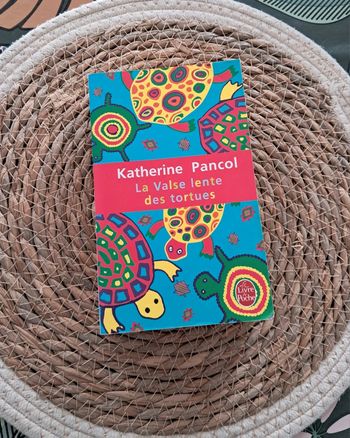 Livre La valse lente des tortues Katherine Pancol