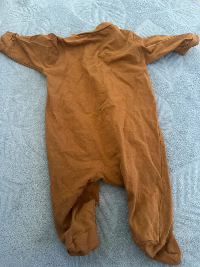 Grenouillère bébé